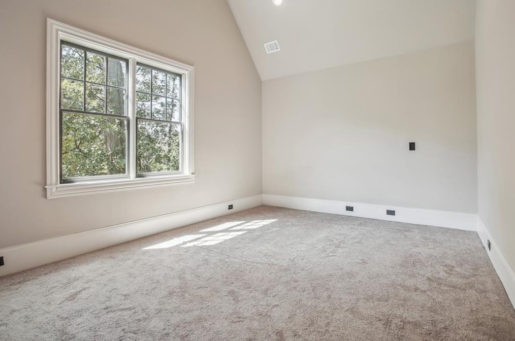 1121 Wimberly Rd, Atlanta GA  30319-2636 exterior