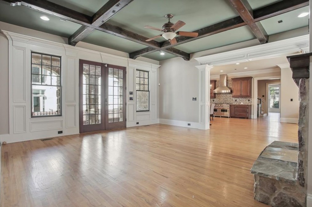 1121 Wimberly Rd, Atlanta GA  30319-2636 exterior