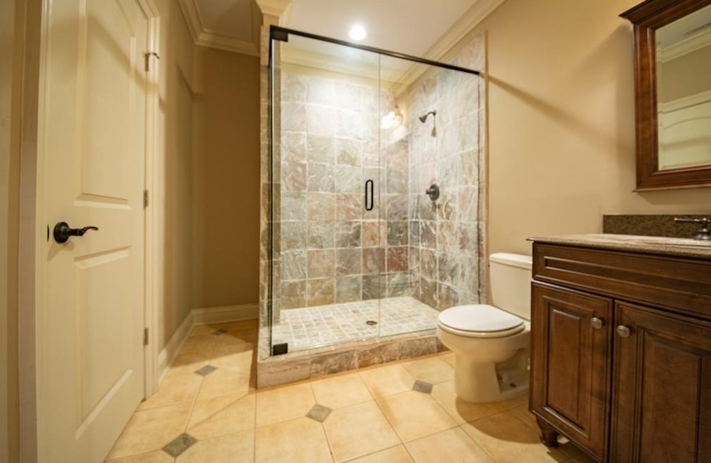 1121 Wimberly Rd, Atlanta GA  30319-2636 exterior