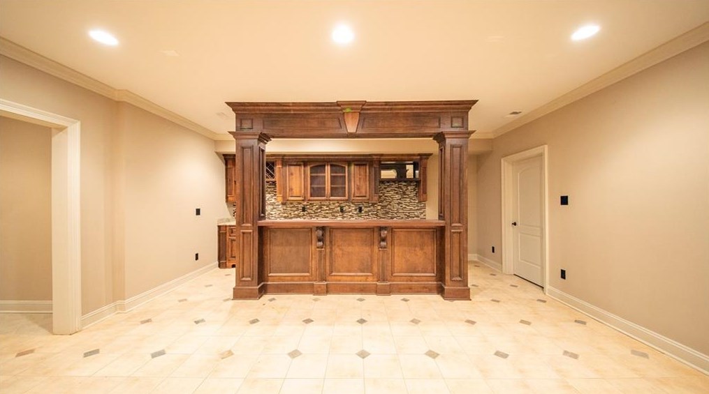 1121 Wimberly Rd, Atlanta GA  30319-2636 exterior