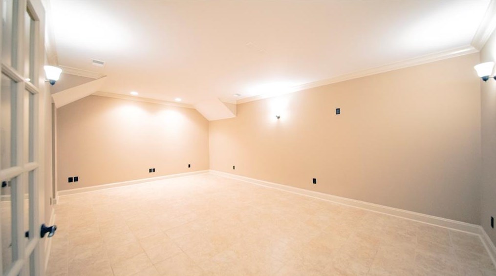 1121 Wimberly Rd, Atlanta GA  30319-2636 exterior