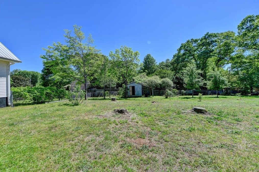 3121 Sardis Rd, Gainesville GA 30506-2013 exterior