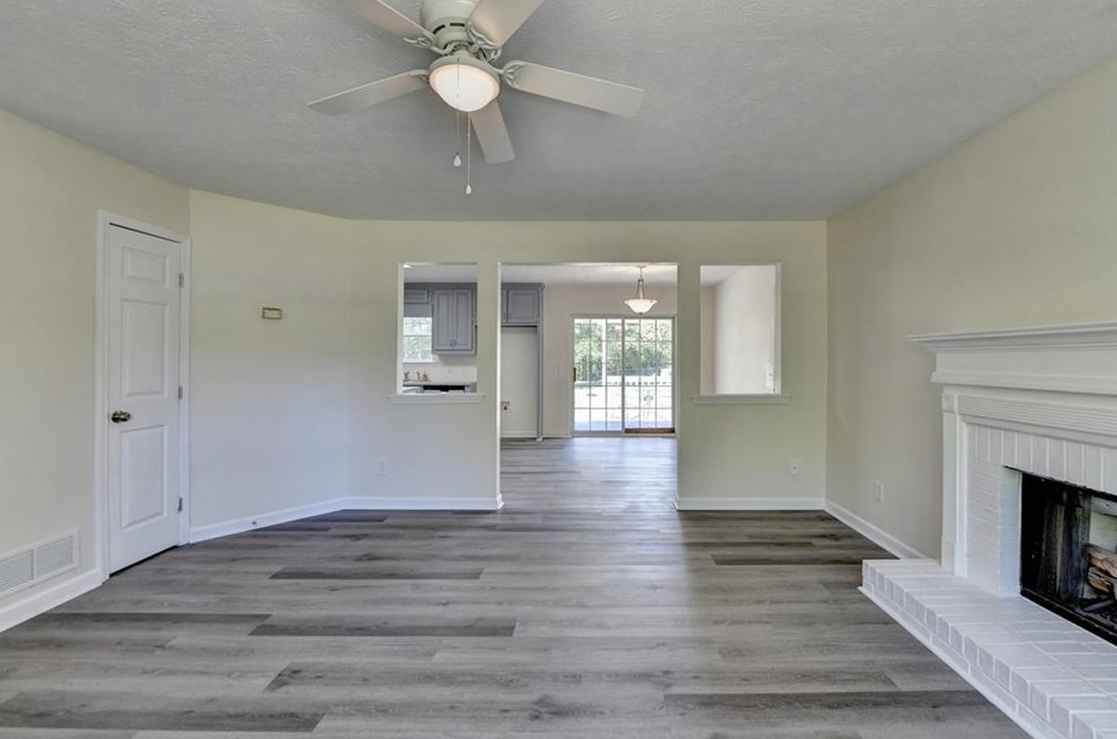 3121 Sardis Rd, Gainesville GA 30506-2013 exterior