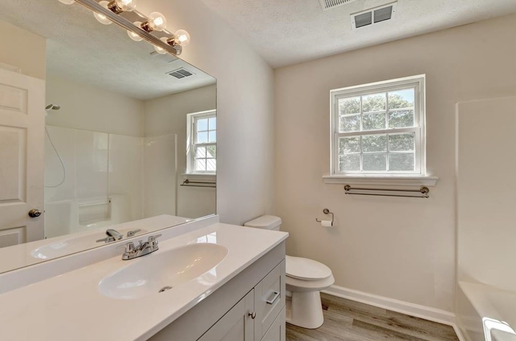 3121 Sardis Rd, Gainesville GA 30506-2013 exterior