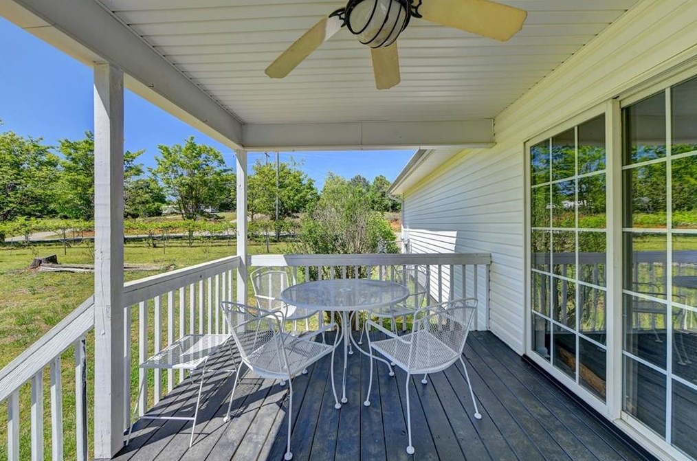 3121 Sardis Rd, Gainesville GA 30506-2013 exterior