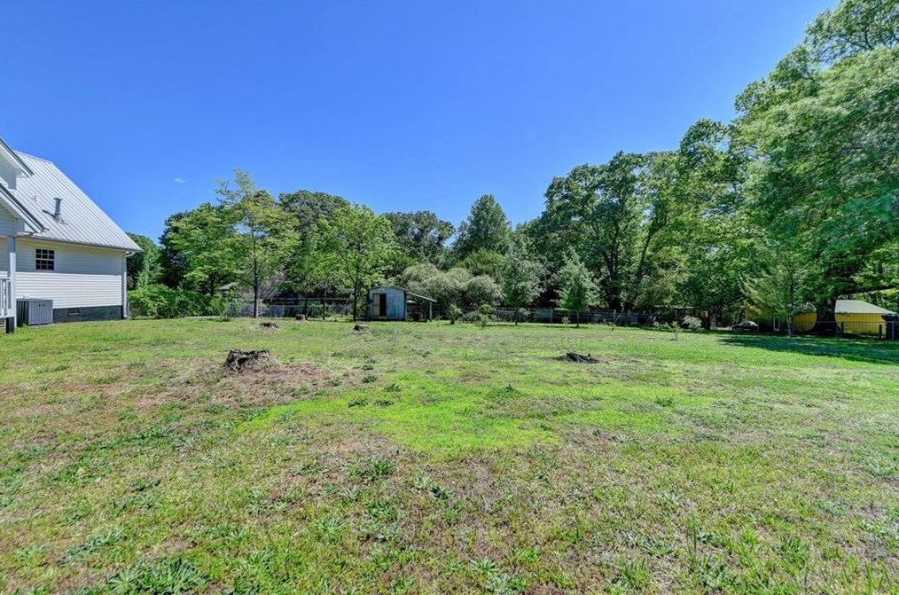 3121 Sardis Rd, Gainesville GA 30506-2013 exterior