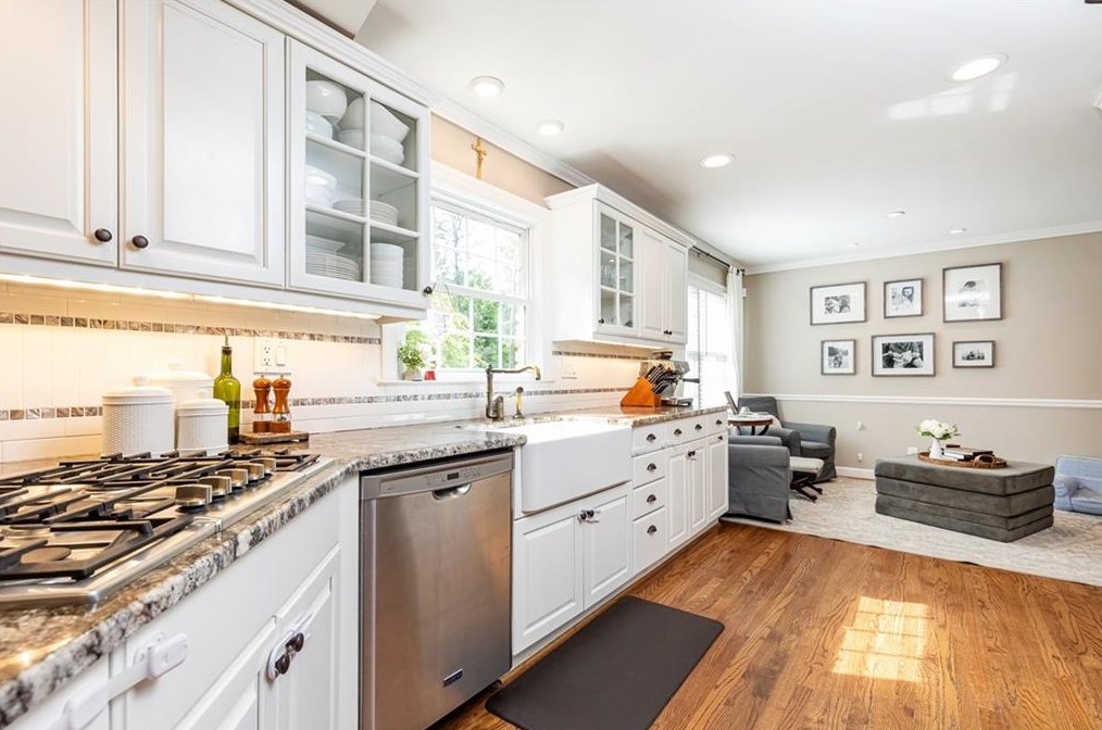 1577 Riderwood Ct, Decatur GA  30033-1505 exterior