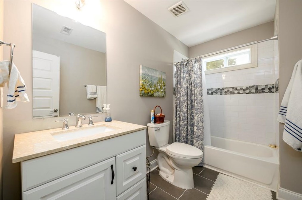 174 Clifton St, Atlanta GA  30317-2032 exterior