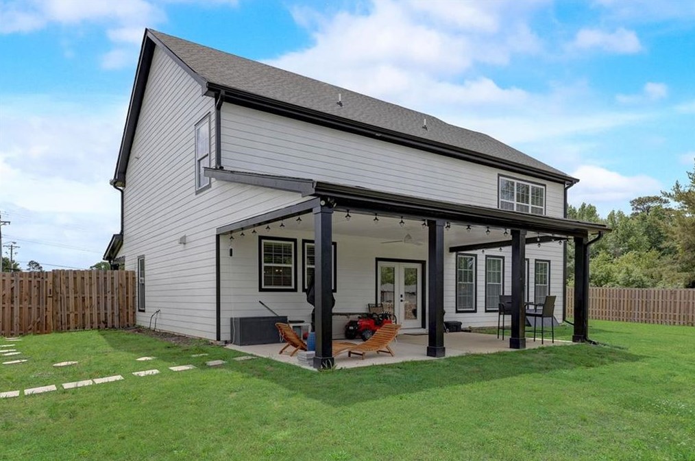 3273 Lenora Church Rd, Lithonia GA  30039-4804 exterior