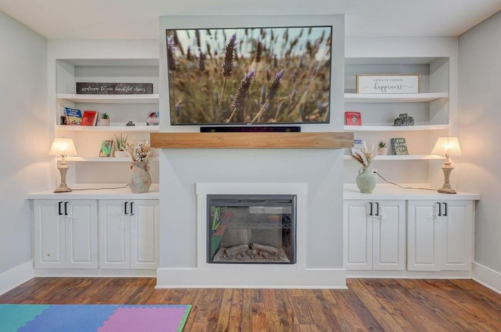 3273 Lenora Church Rd, Lithonia GA  30039-4804 exterior