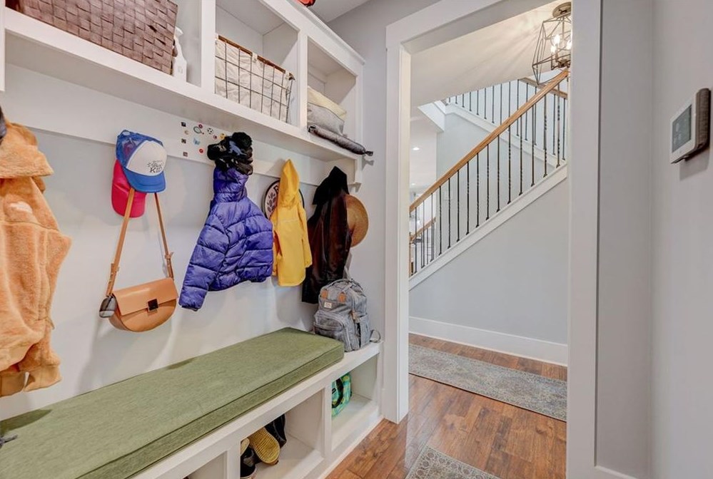 3273 Lenora Church Rd, Lithonia GA  30039-4804 exterior