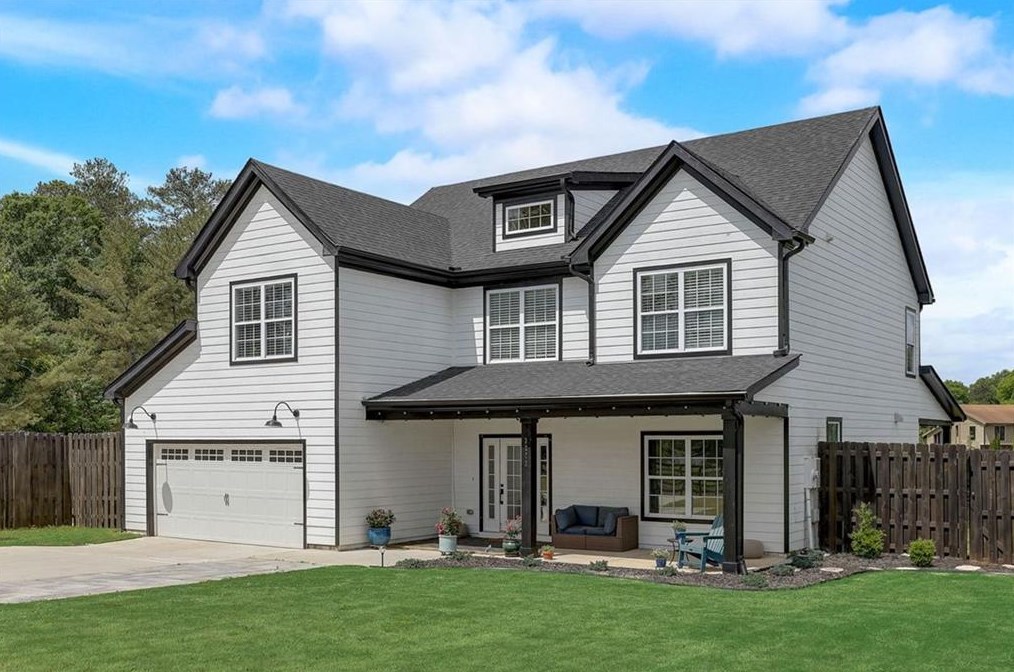 3273 Lenora Church Rd, Lithonia GA  30039-4804 exterior