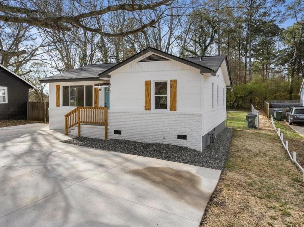 853 Hargis St, Atlanta GA  30315-8605 exterior