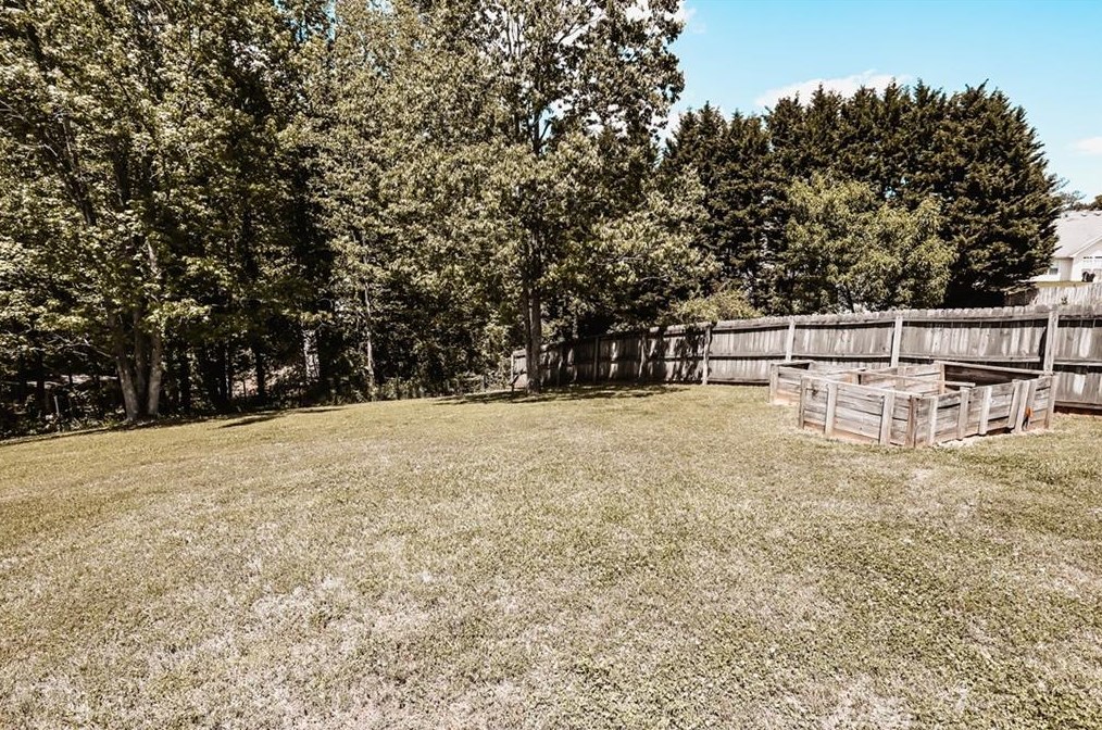 88 Devynwood Ct, Dallas GA 30157-6798 exterior