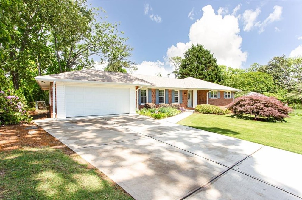 3902 Faronview Rd, Atlanta GA  30340-4607 exterior