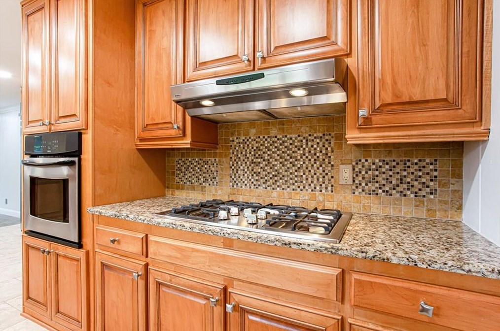 3902 Faronview Rd, Atlanta GA  30340-4607 exterior