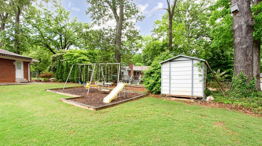 3902 Faronview Rd, Atlanta GA  30340-4607 exterior