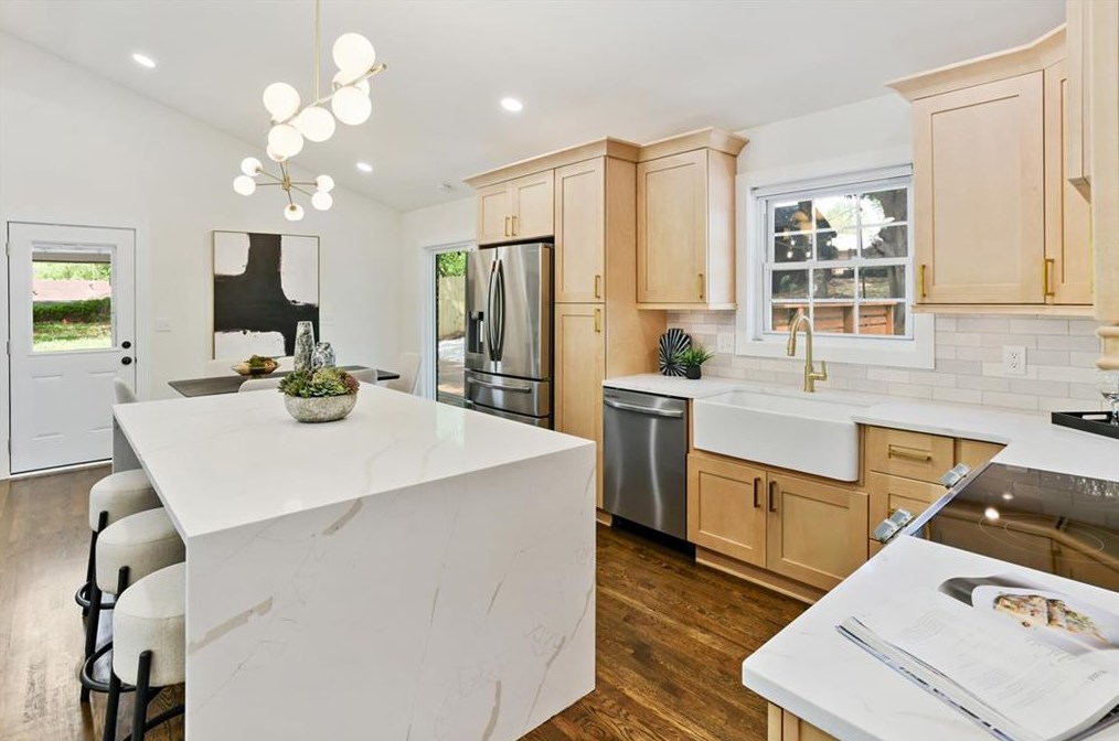 2010 Yucca Dr, Decatur GA  30032-5837 exterior