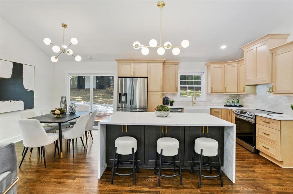 2010 Yucca Dr, Decatur GA  30032-5837 exterior