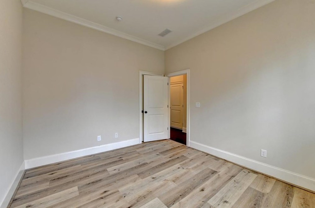 2410 Gracehaven Way, Lawrenceville GA 30043-4944 exterior