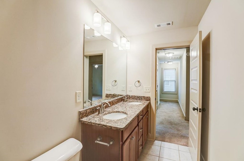 2676 Tilson Rd, Decatur GA 30032-6213 exterior