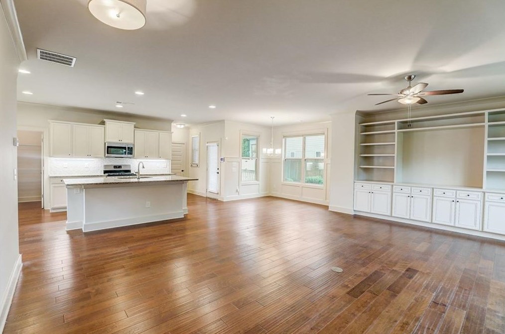 2676 Tilson Rd, Decatur GA 30032-6213 exterior