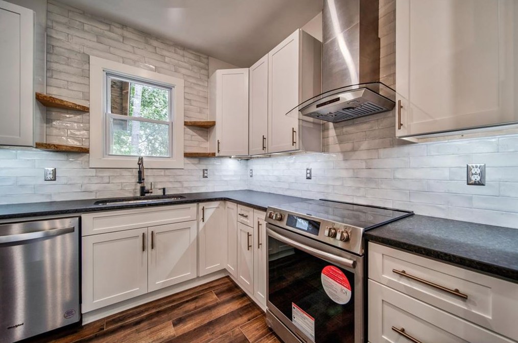 3267 Cooper Brg Rd, Gainesville GA 30507-8815 exterior