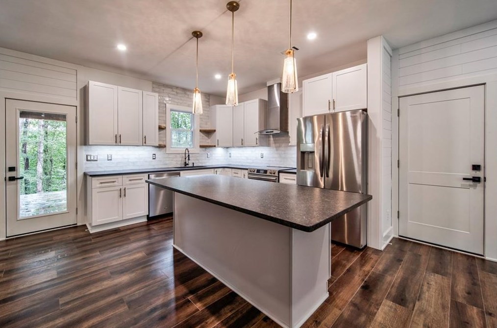 3267 Cooper Brg Rd, Gainesville GA 30507-8815 exterior