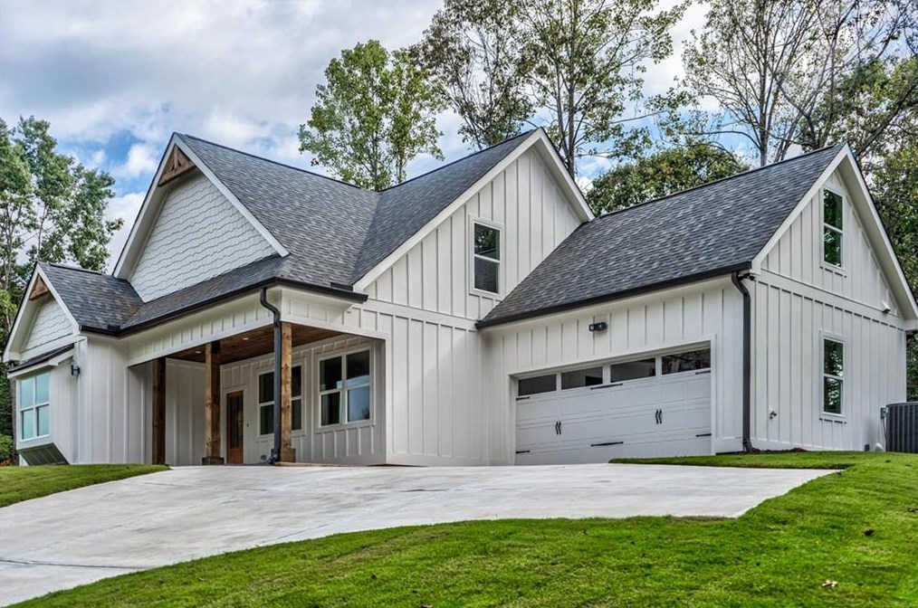 3267 Cooper Brg Rd, Gainesville GA 30507-8815 exterior