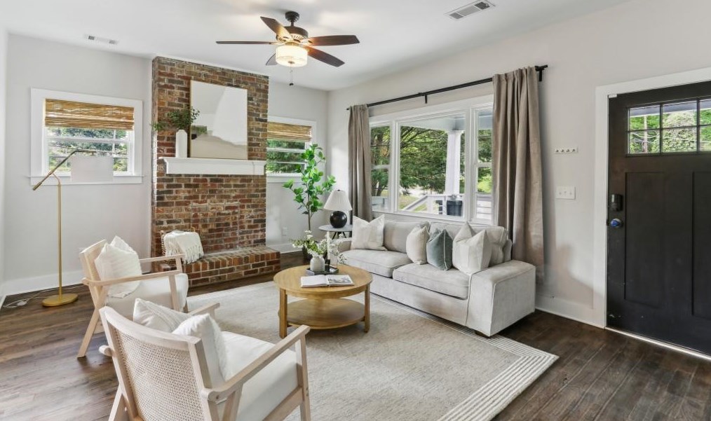 777 Evelyn Pl, Atlanta GA  30318-4870 exterior