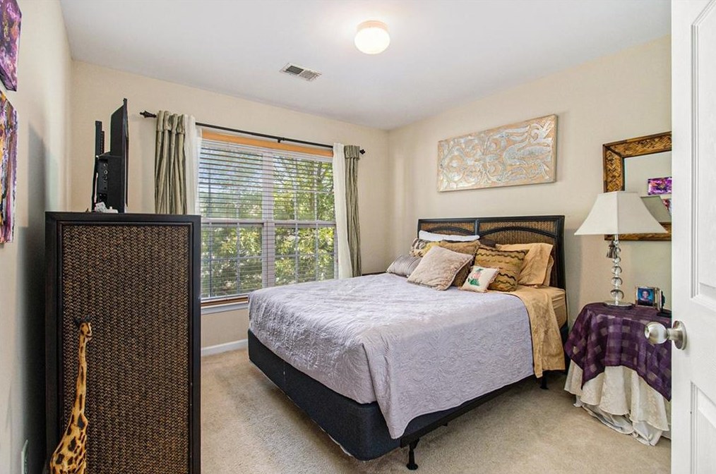 3789 Hempstead Way, Atlanta GA  30331-5268 exterior