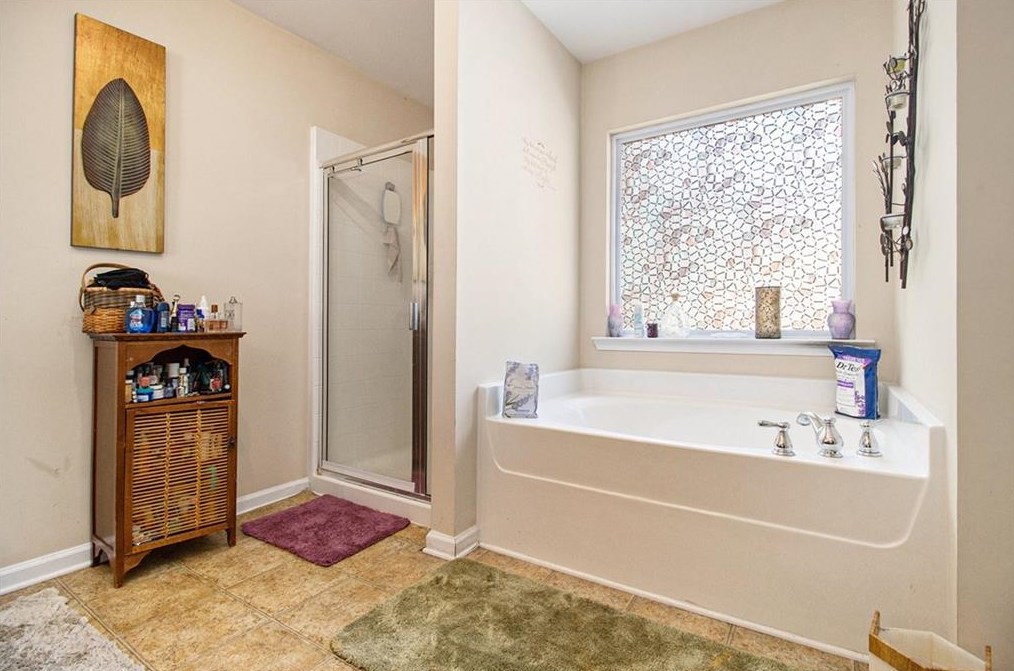 3789 Hempstead Way, Atlanta GA  30331-5268 exterior
