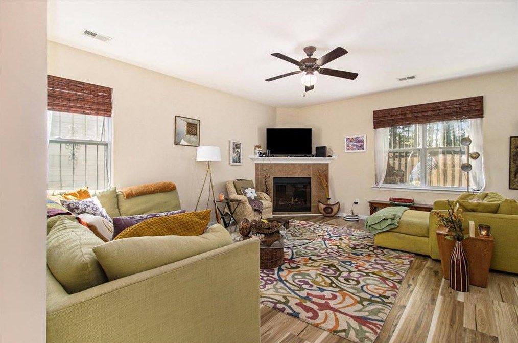 3789 Hempstead Way, Atlanta GA  30331-5268 exterior