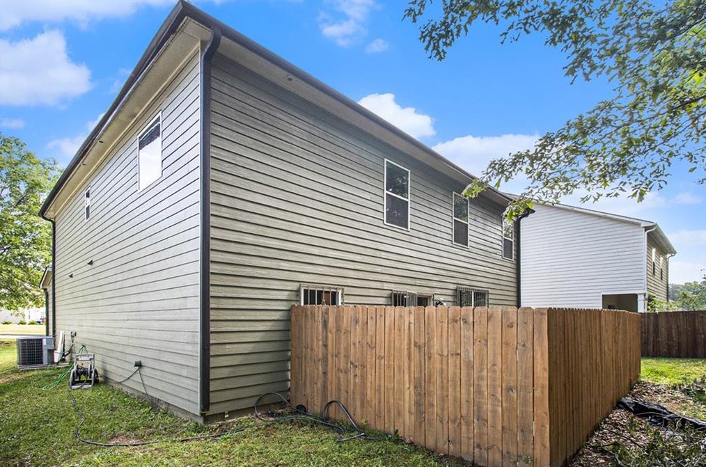 3789 Hempstead Way, Atlanta GA  30331-5268 exterior