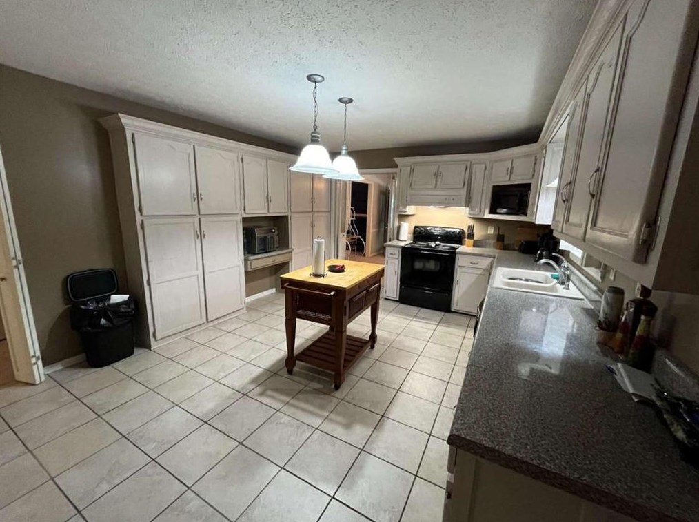 17 Bennington Dr, Rome GA  30165-8850 exterior