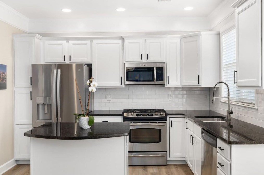 4850 Seldon Way, Smyrna GA  30080-9266 exterior