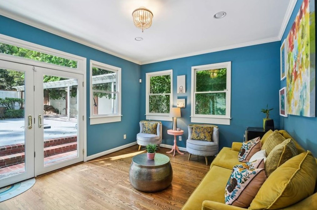 23 Brookhaven Dr, Atlanta GA  30319-1143 exterior