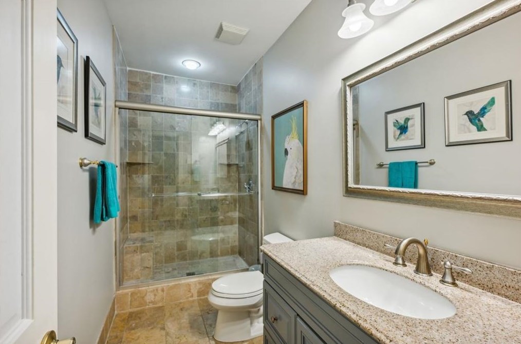 23 Brookhaven Dr, Atlanta GA  30319-1143 exterior