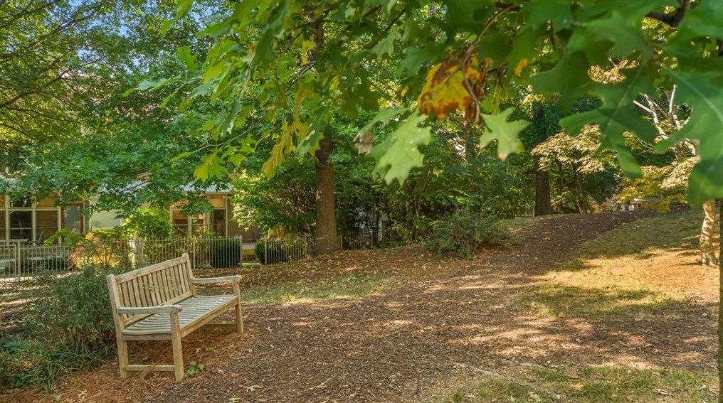1330 Fernwood Cir, Atlanta GA  30319-3408 exterior
