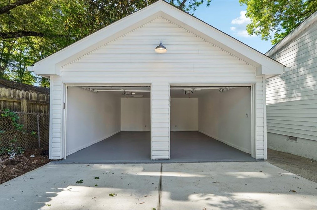 4089 Adrian St, Tucker GA  30084-4405 exterior