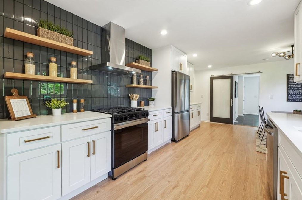 4089 Adrian St, Tucker GA  30084-4405 exterior