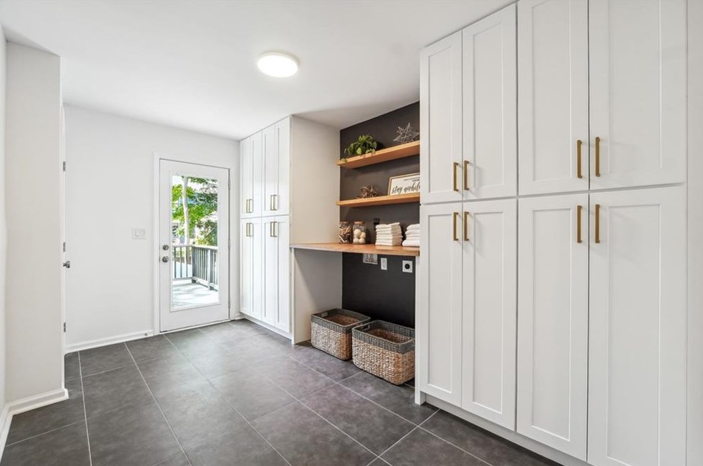 4089 Adrian St, Tucker GA  30084-4405 exterior