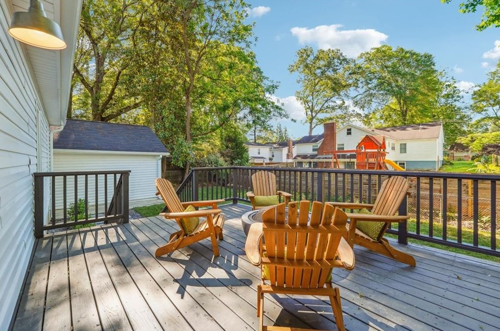 4089 Adrian St, Tucker GA  30084-4405 exterior