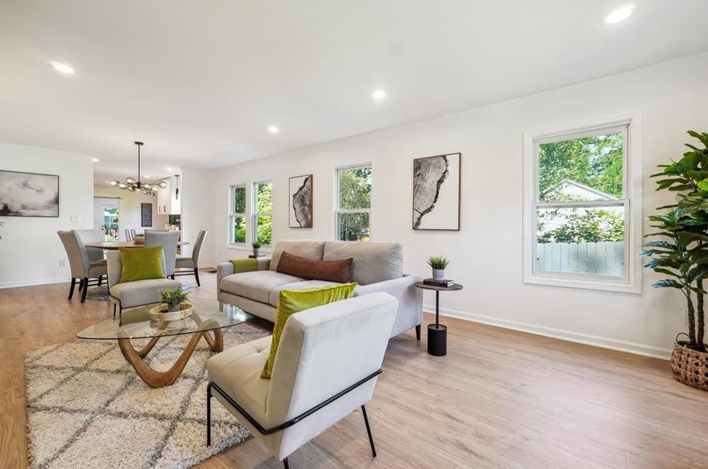 4089 Adrian St, Tucker GA  30084-4405 exterior