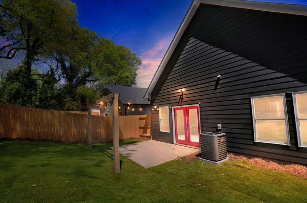 1257 Eason St, Atlanta GA 30314-2303 exterior