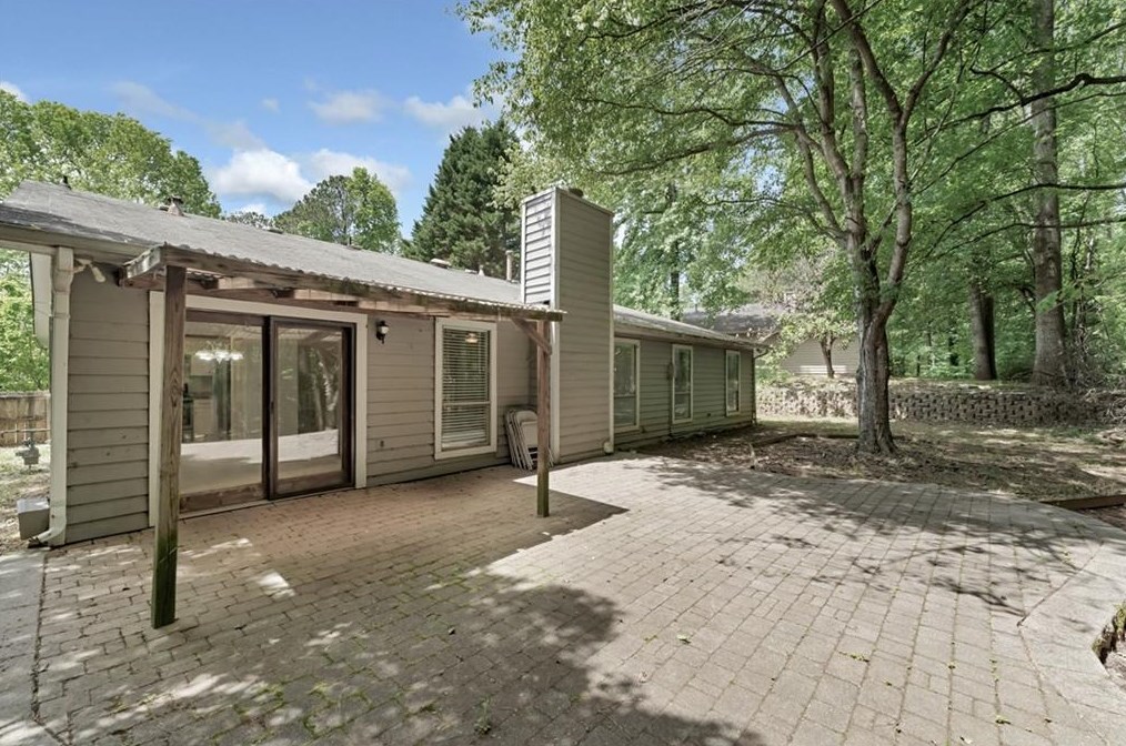 11055 Indian Vlg Dr, Alpharetta GA 30022-6503 exterior