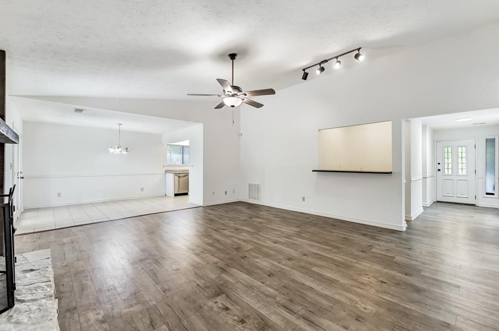 11055 Indian Vlg Dr, Alpharetta GA 30022-6503 exterior