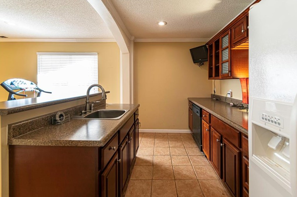 1610 Nottingham Way, Conyers GA  30094-4225 exterior