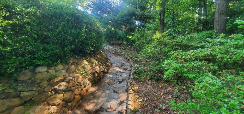 3895 Marvin Lee Dr, Tucker GA 30084-7513 exterior