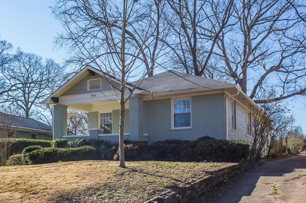 730 Lexington Ave, Atlanta GA 30310-3537 exterior